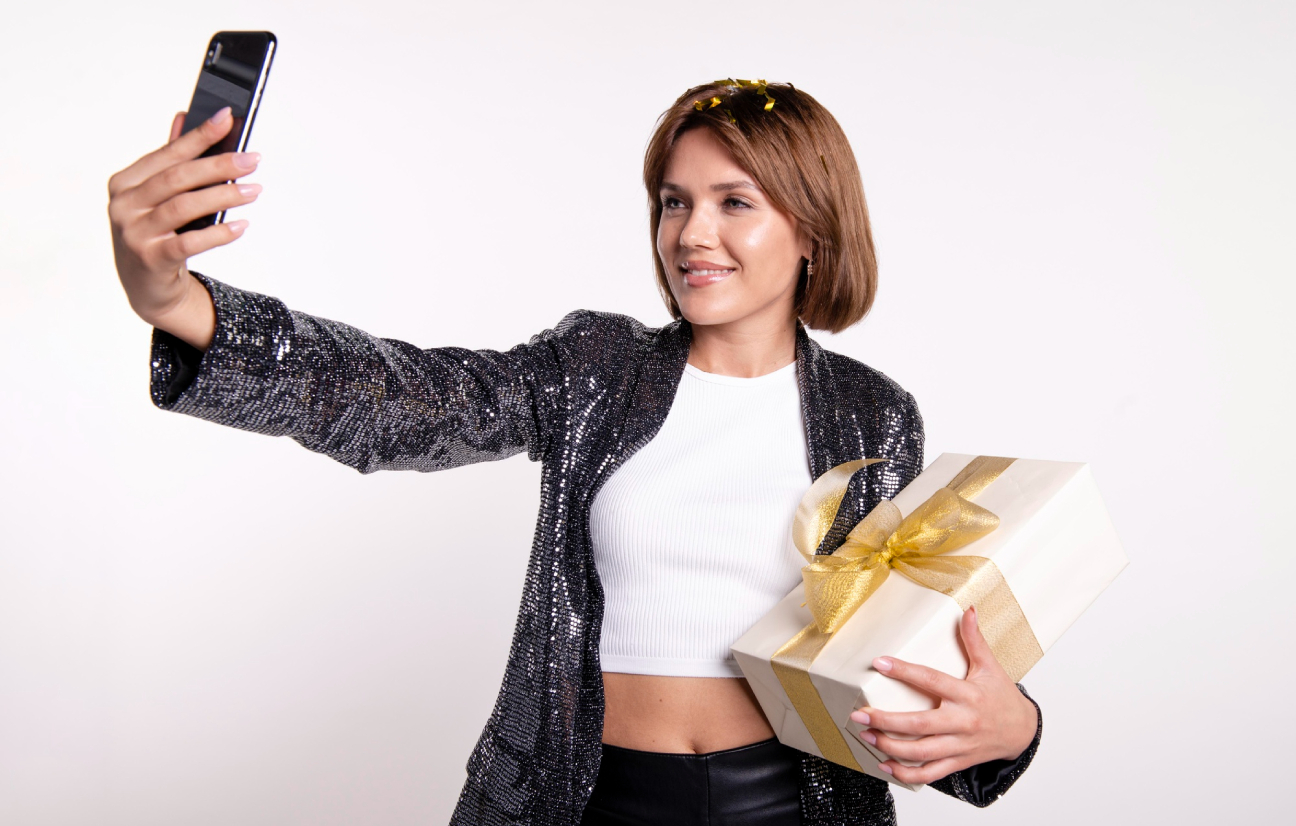 Creator and prize payouts